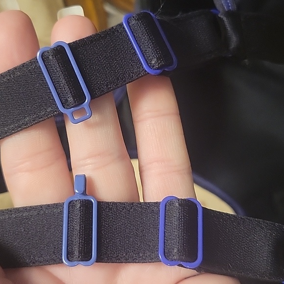 Freya Sports Bra - Picture 7 of 7